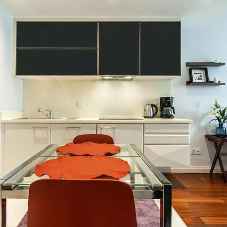 Cozy Flat Near Popular Attractions In Beyoglu Apartment